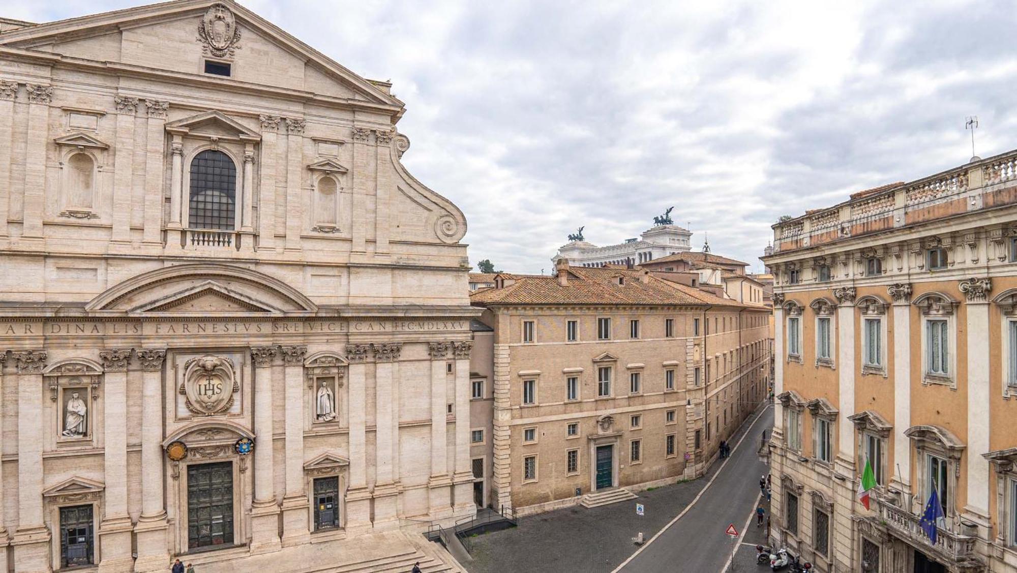 Piazza Venezia Charming Apartments With View 罗马 外观 照片